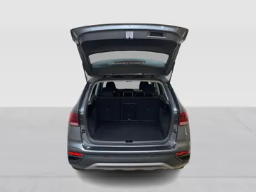 2022 Volkswagen Taos - image 13