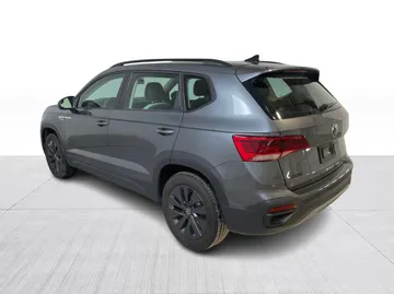 2022 Volkswagen Taos - image 11