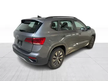 2022 Volkswagen Taos - image 14