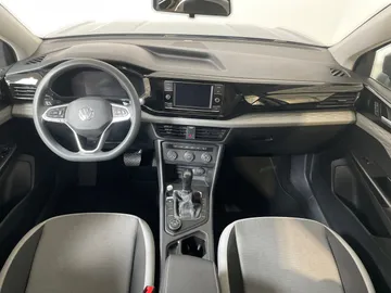 2022 Volkswagen Taos - image 4