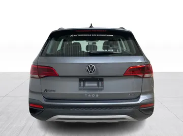 2022 Volkswagen Taos - image 12