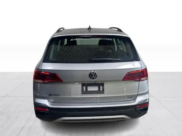 2022 Volkswagen Taos - image 12