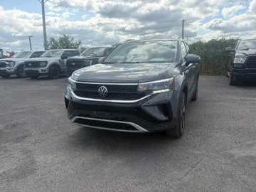 2024 Volkswagen Taos - image 3
