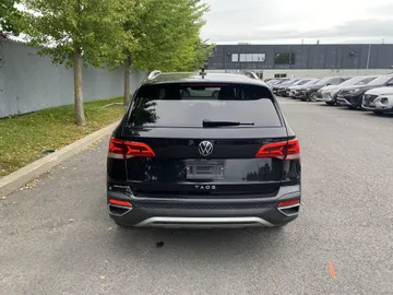 2024 Volkswagen Taos - image 4