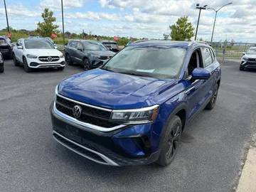 2024 Volkswagen Taos - image 3