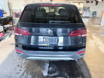2024 Volkswagen Taos - image 4