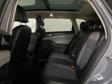 2022 Volkswagen Taos - image 16