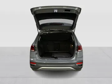 2022 Volkswagen Taos - image 14