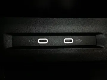 2022 Volkswagen Taos - image 28