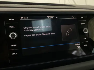 2022 Volkswagen Taos - image 27