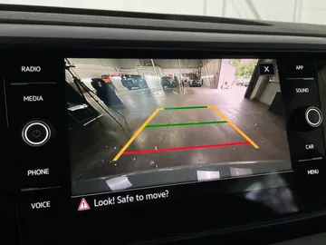 2022 Volkswagen Taos - image 22