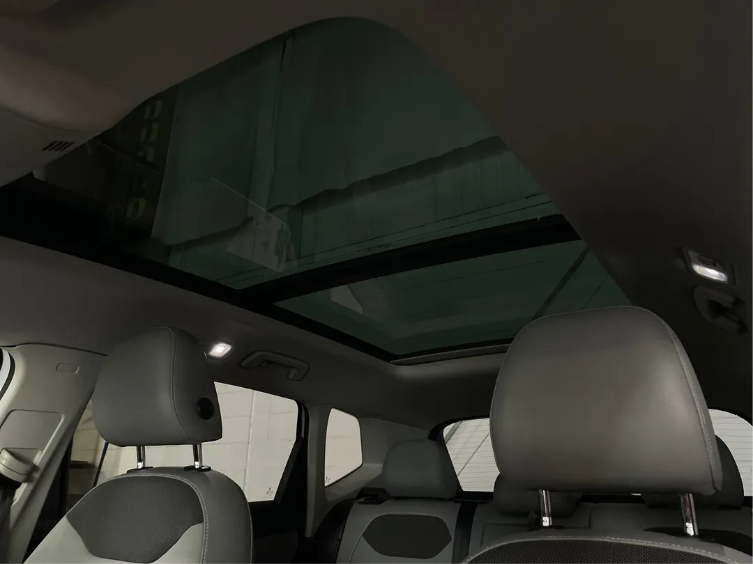 2022 Volkswagen Taos — photo 5