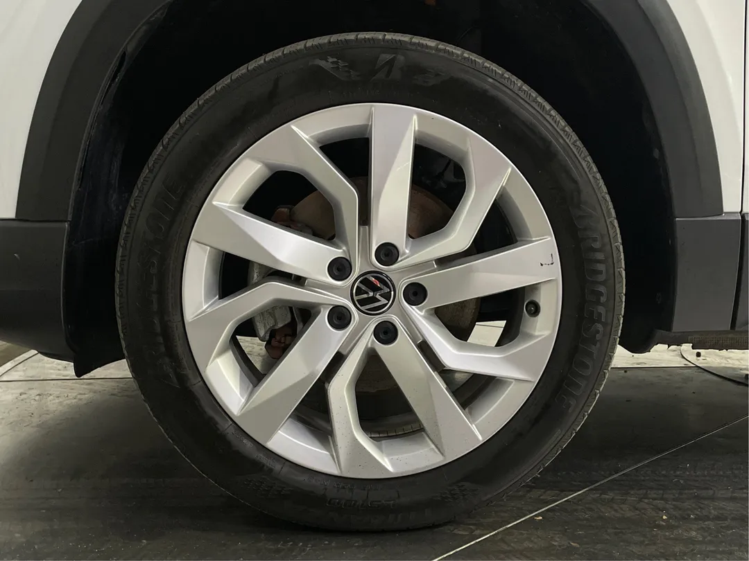 2022 Volkswagen Taos — photo 6