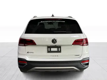 2022 Volkswagen Taos - image 13