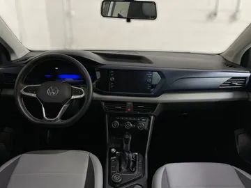 2022 Volkswagen Taos - image 4