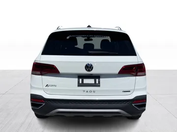 2022 Volkswagen Taos - image 13
