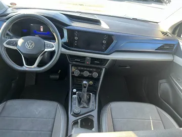 2022 Volkswagen Taos - image 6