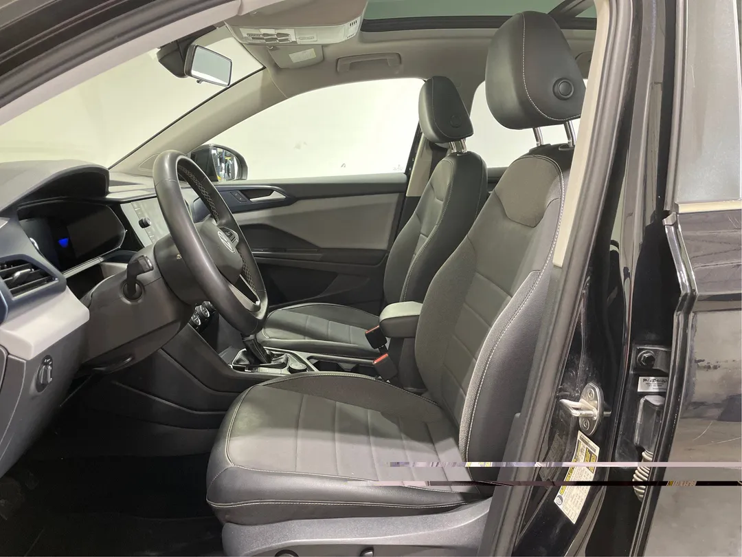 2022 Volkswagen Taos — photo 3