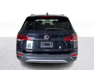 2022 Volkswagen Taos - image 13
