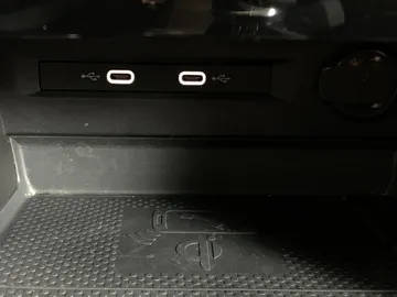 2022 Volkswagen Taos - image 28