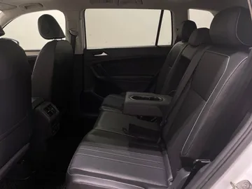 2023 Volkswagen Tiguan - image 16