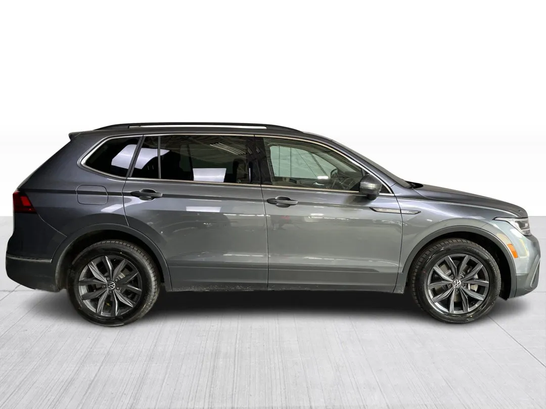 2023 Volkswagen Tiguan — photo 2