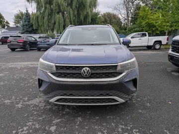 2024 Volkswagen Taos - image 2