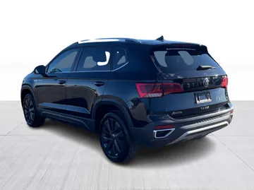 2024 Volkswagen Taos - image 11