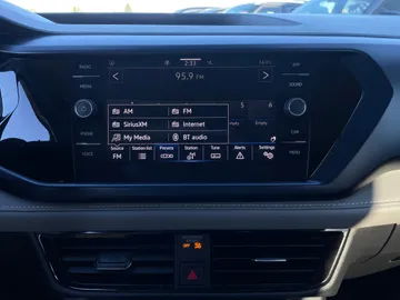 2024 Volkswagen Taos - image 26