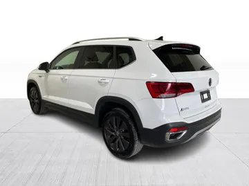 2024 Volkswagen Taos - image 11