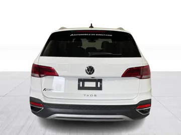 2024 Volkswagen Taos - image 12