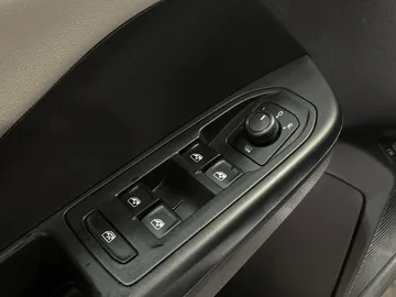 2024 Volkswagen Taos - image 22