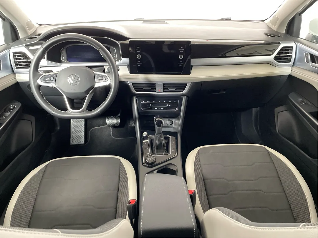 2025 Volkswagen Taos for sale - photo 4