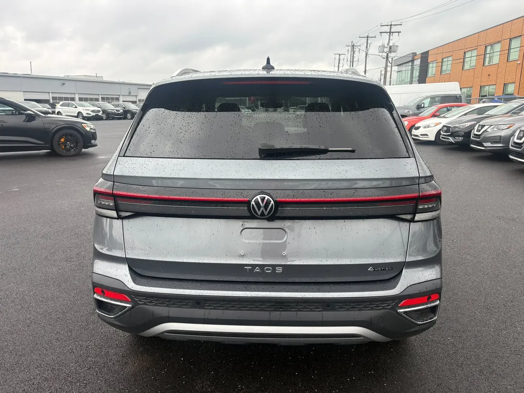 2025 Volkswagen Taos — photo 5