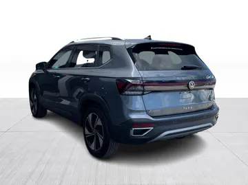 2025 Volkswagen Taos - image 11