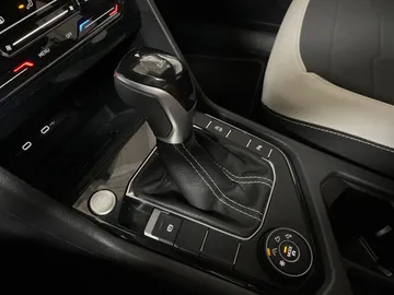 2025 Volkswagen Taos - image 26