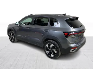 2025 Volkswagen Taos - image 11
