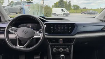 2024 Volkswagen Taos - image 9