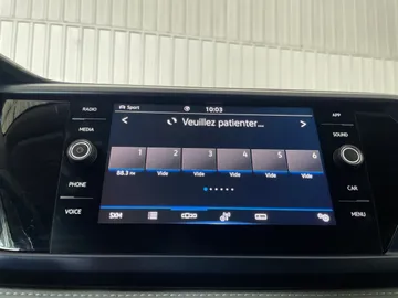 2024 Volkswagen Taos - image 29