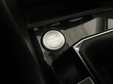 2024 Volkswagen Taos - image 23