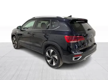 2024 Volkswagen Taos - image 11