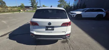 2024 Volkswagen Taos - image 6