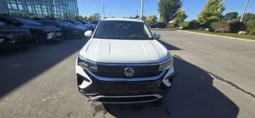 2024 Volkswagen Taos - image 2