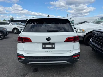 2024 Volkswagen Taos - image 6