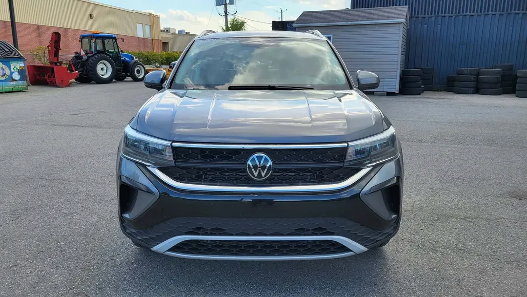 2024 Volkswagen Taos Comfortline 4MOTION, photo 2