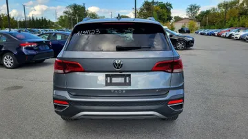 2024 Volkswagen Taos - image 4