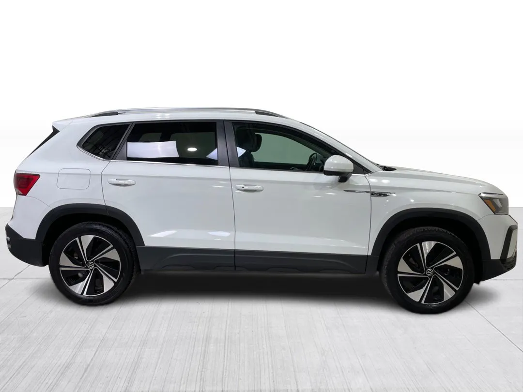 2024 Volkswagen Taos for sale - photo 1