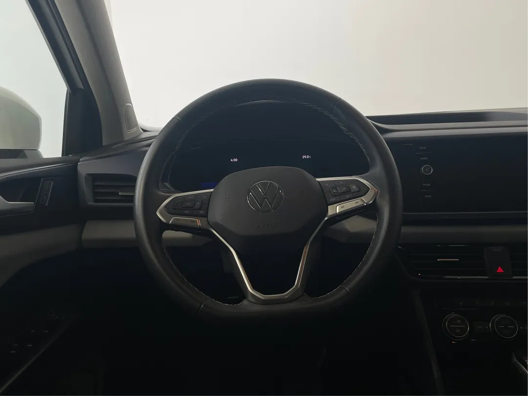 2022 Volkswagen Taos — photo 4