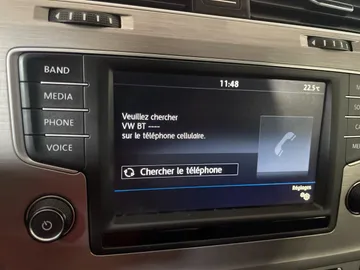 2017 Volkswagen Golf SportWagen - image 22