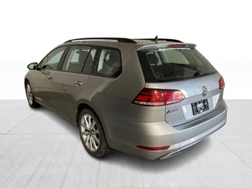 2019 Volkswagen Golf SportWagen - image 12